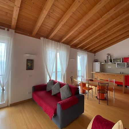 Apartmán Luxury Attico With Big Terrace Argegno Exteriér fotografie